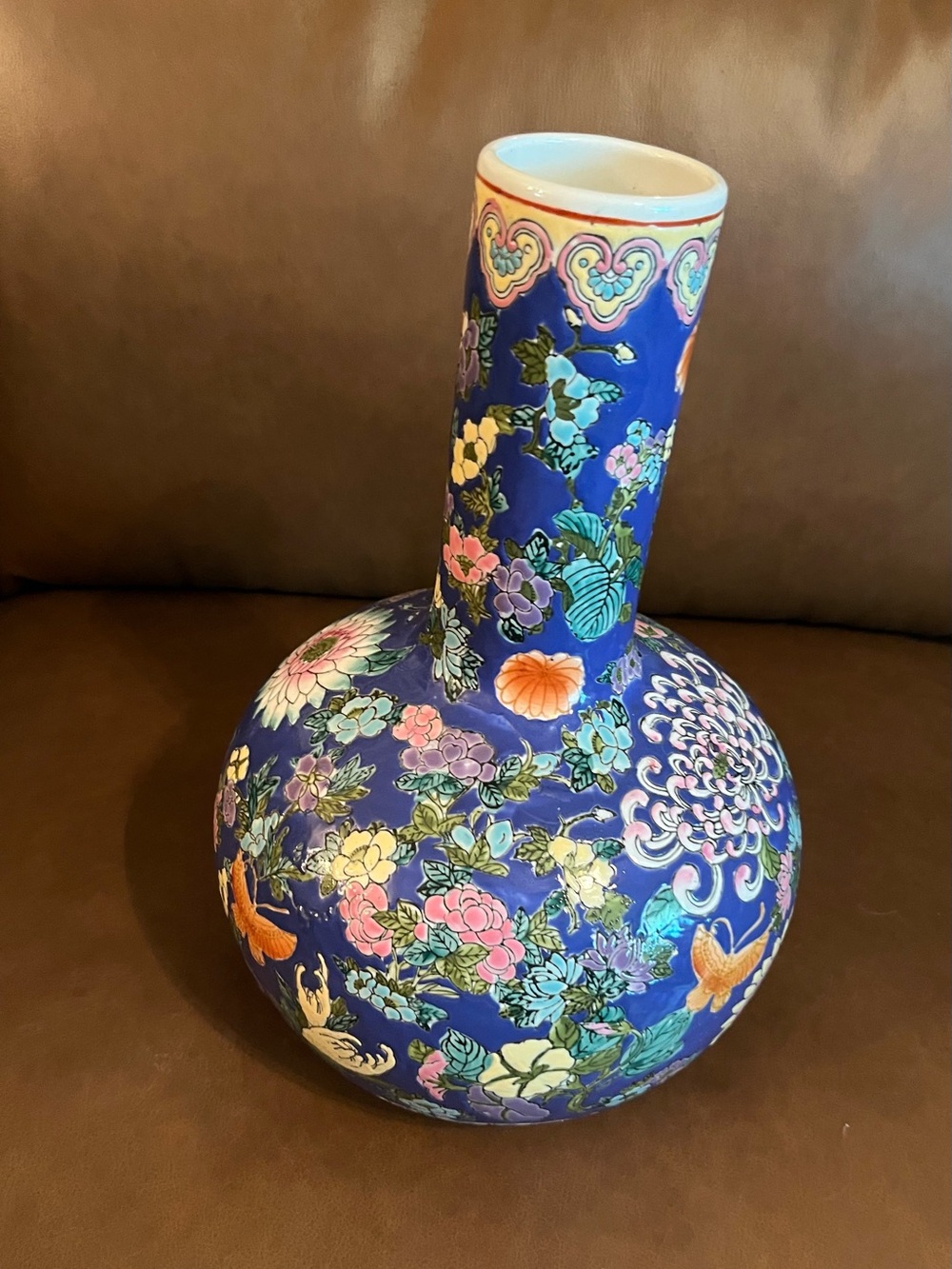 Large Macau Porcelain Handpainted Floral Vase